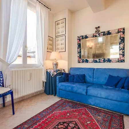 Lupari Apartment, Palazzo Storico Sotto Le Due Torri Apartament
