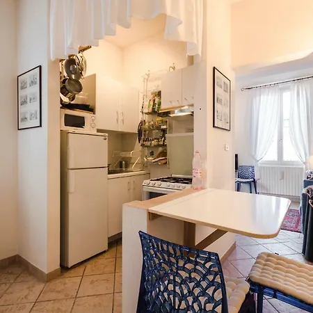Lupari Apartment, Palazzo Storico Sotto Le Due Torri Apartament