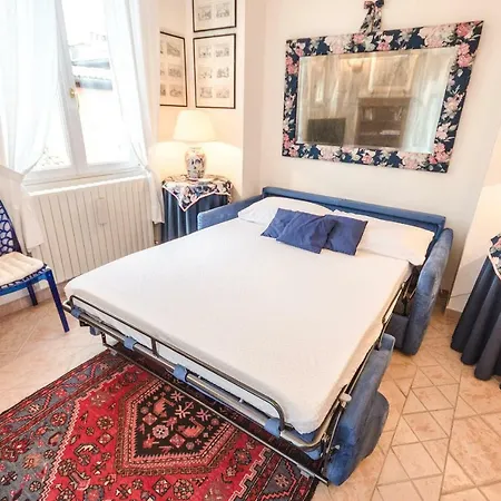 Apartament Lupari Apartment, Palazzo Storico Sotto Le Due Torri *